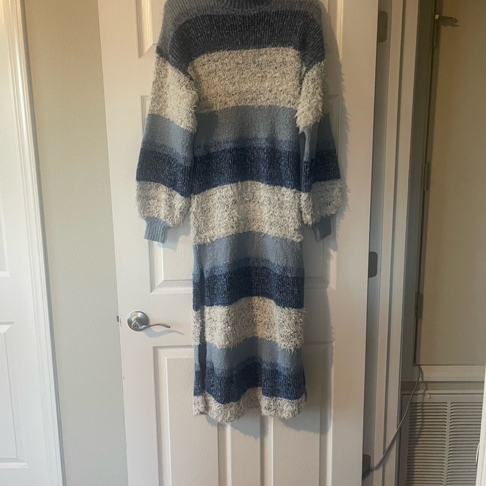 Free People Making Waves Midi
Dress Size - Picture 3 of 6